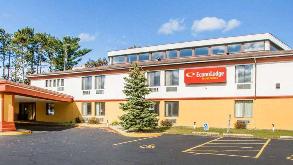 Econo Lodge - 5110 Main Street Garage