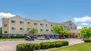 1415 Oakridge Drive Parking