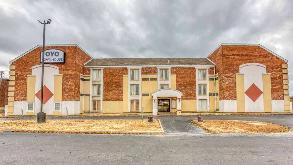 8338 East 61st Street Parking