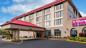 3260 US Highway 98 N Parking