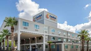 Comfort Suites Airport North SAT Airport Parking