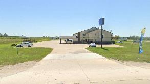 Photo of 2013 E Main St Parking spot, located 1.9 mi away from IA