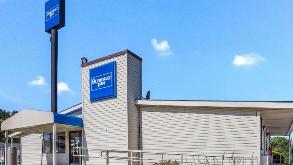 330 Goff Mountain Rd Parking