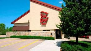 7865 Perry Hwy Parking