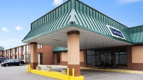 1301 S Centerville Rd Parking