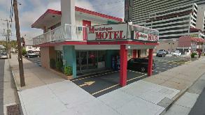 3029 Pacific Ave Parking