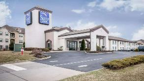 208 US 130 N Parking