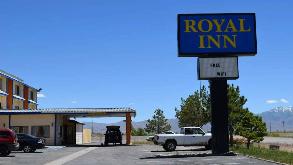 Photo of 521 E Front St (Royal Inn) Parking spot, located 0.5 mi away from NV