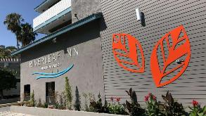 2484 Hotel Circle Place Parking