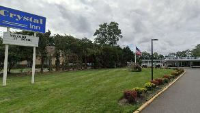 174 Main St Parking