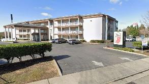 1470 Feather River Blvd (Super 8) Parking