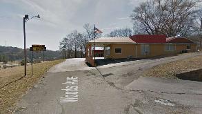 124 Woods Ave Parking