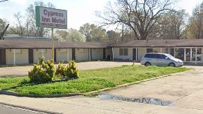 1311 Cypress St Parking