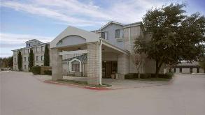 Americas Best Value Inn  4005 Belt Line Rd Garage