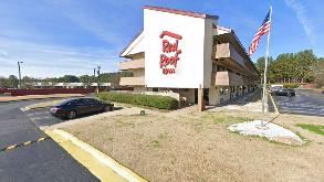 5171 Brook Hollow Pkwy Parking