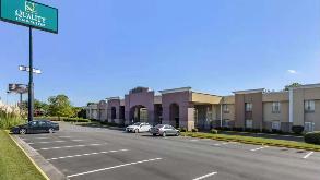 Quality Inn_7067 Albert Pick Road Parking