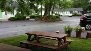 314 Boyds Ln Parking