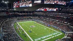 9142 S Sepulveda Blvd (Superbowl) Parking