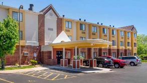 10750 Barkley St Parking