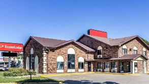 5100 N Cliff Ave Parking