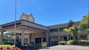 870 Hopper Avenue (Wine Country Inn) Garage