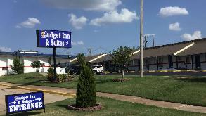 Budget Inn and Suites	- 3300 SW 29th St Garage