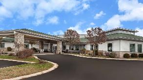 Days Inn by Wyndham -7576 S Pere Marquette Hwy Garage