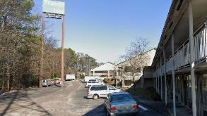 Photo of Travel Inn-275 Oxmoor Rd Garage spot, located 6.5 mi away from AL