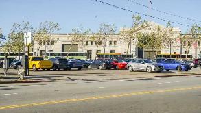 2 Bay St (Seawall Valet Assist) Parking