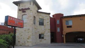 Photo of La Hacienda Inn - 1524 E Commerce St Garage spot, located 1.3 mi away from TX
