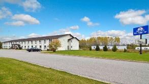 Americas Best Value Inn 3826 Interstate 75 garage