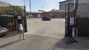 Photo of 436 S Hewitt St Garage spot, located 0.8 mi away from CA