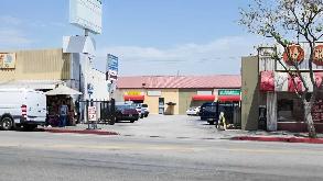 Photo of 727 N Broadway Parking spot, located 0.6 mi away from CA