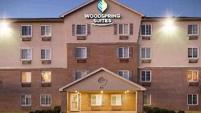 WoodSpring Suites - 4101 E California Pkwy Garage