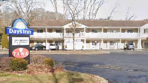 296 Ethan Allen Hwy (Days Inn ) Garage