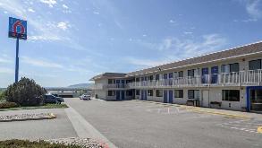 Motel 6 - 1150 Wilkins Cir Garage