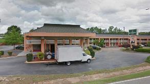 Brookwood Inn - 4930 College Dr Garage