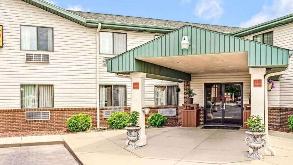 Super 8 - 581 Marschall Rd Garage
