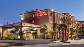 895 E Hospitality Ln (Hampton Inn) Garage