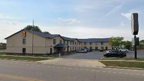 Super 8 - 518 Borg Rd Garage
