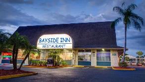 Bayside Inn Pinellas Park - 9359 US Hwy 19 N Garage