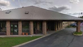 Days Inn by Wyndham - 789 E Milltown Rd Garage