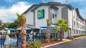 Quality Inn - 1392 W N Blvd Garage