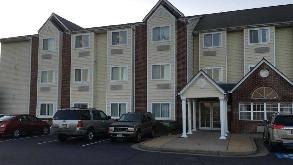 Microtel Inn - 6000 Audubon Dr Garage