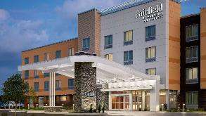 Fairfield Inn & Suites - 14 Green Pond Rd Parking