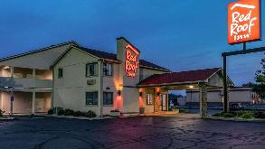 Red Roof Inn - 10330 N Us Highway 31 Garage