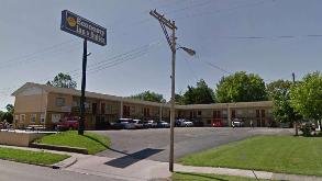 Economy Inn and Suites - 411 E Poplar St Garage