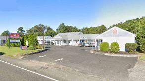 Photo of Red Carpet Inn & Suites - 700 S White Horse Pike Garage spot, located 4.1 mi away from NJ