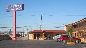 Super 6-3100 Holmes Rd Garage