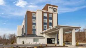 SpringHill Suites by Marriott Pittsburgh Airport Parking